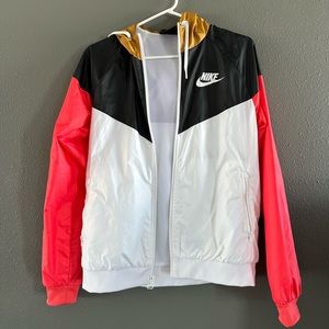 Nike wind breaker